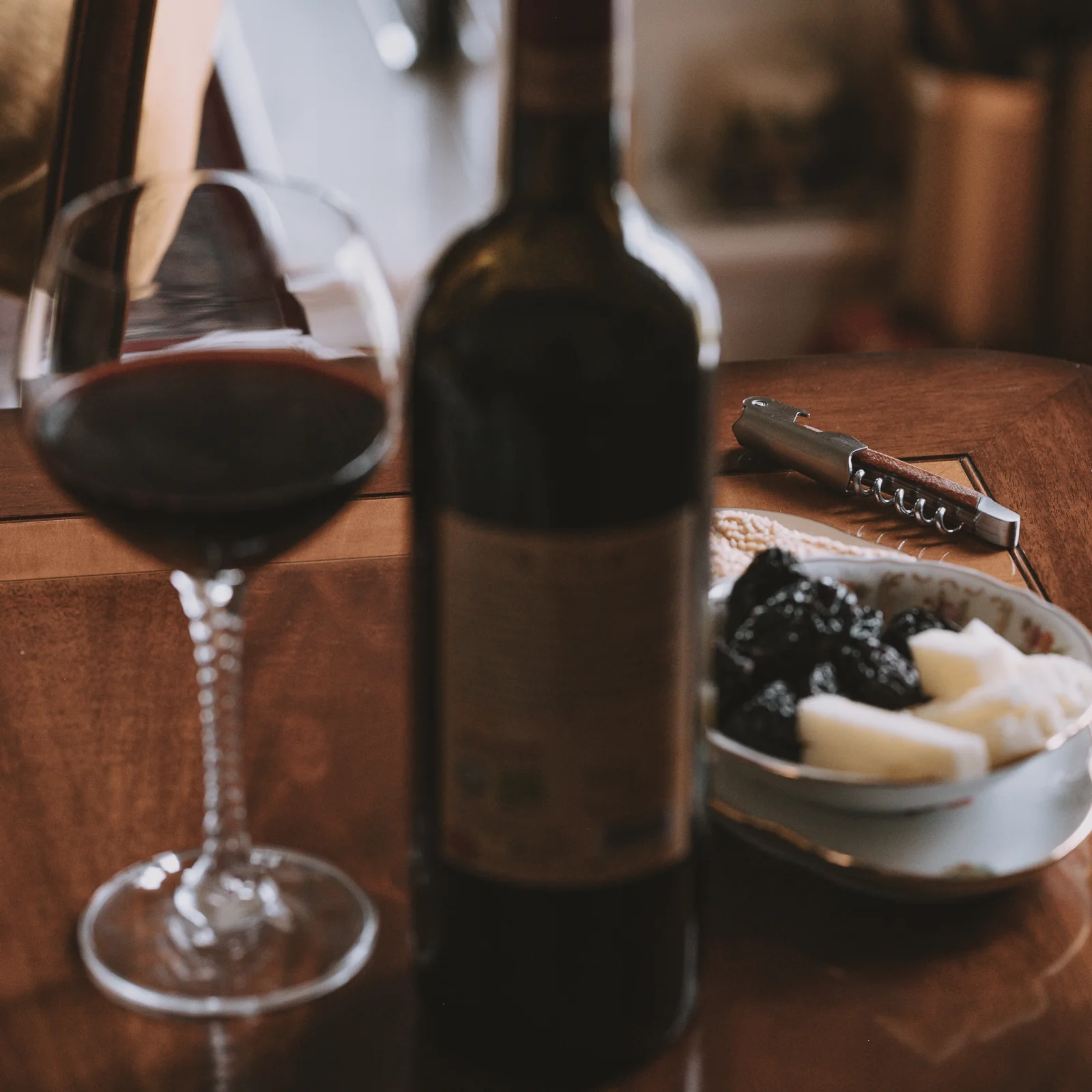 Food photography — wine cheese board — ORIA.FILMS