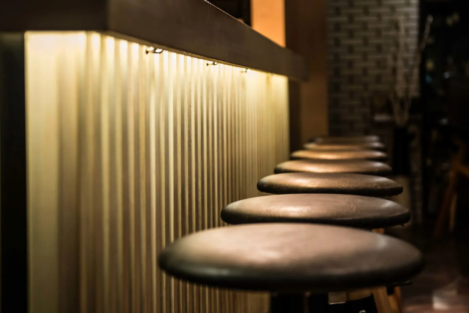 Interior photography — bar stools — ORIA.FILMS