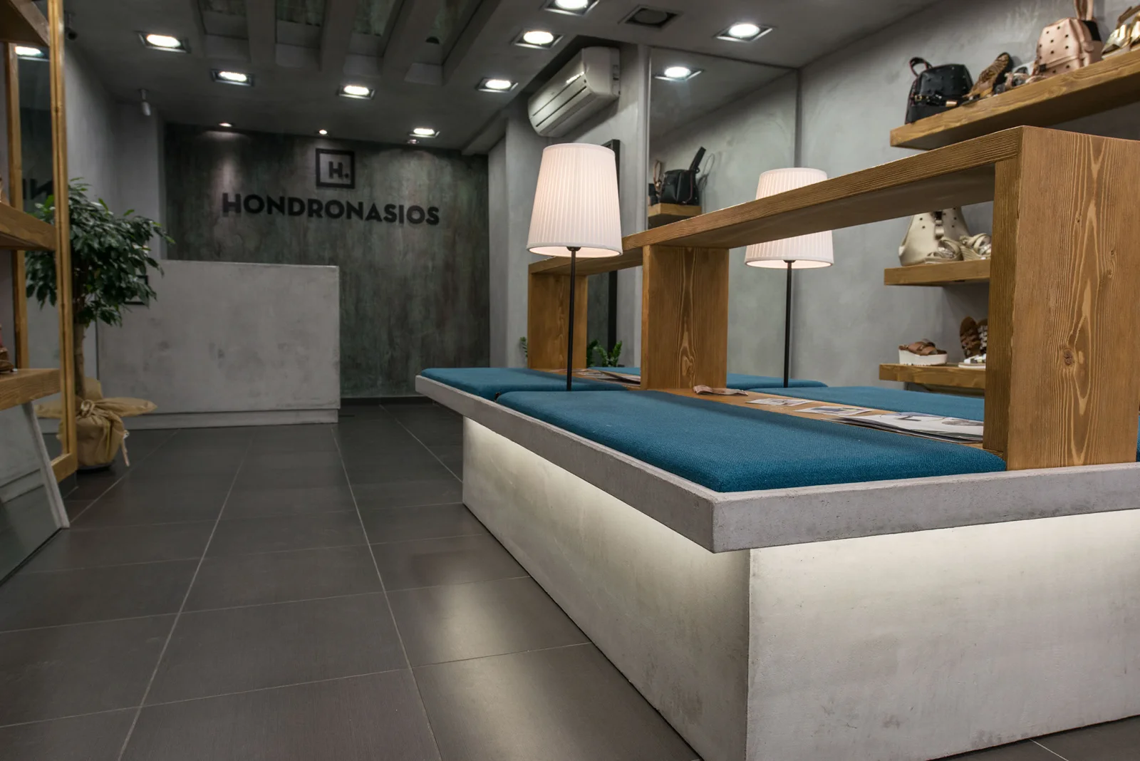 Interior photography — hondronasios retail bench — ORIA.FILMS