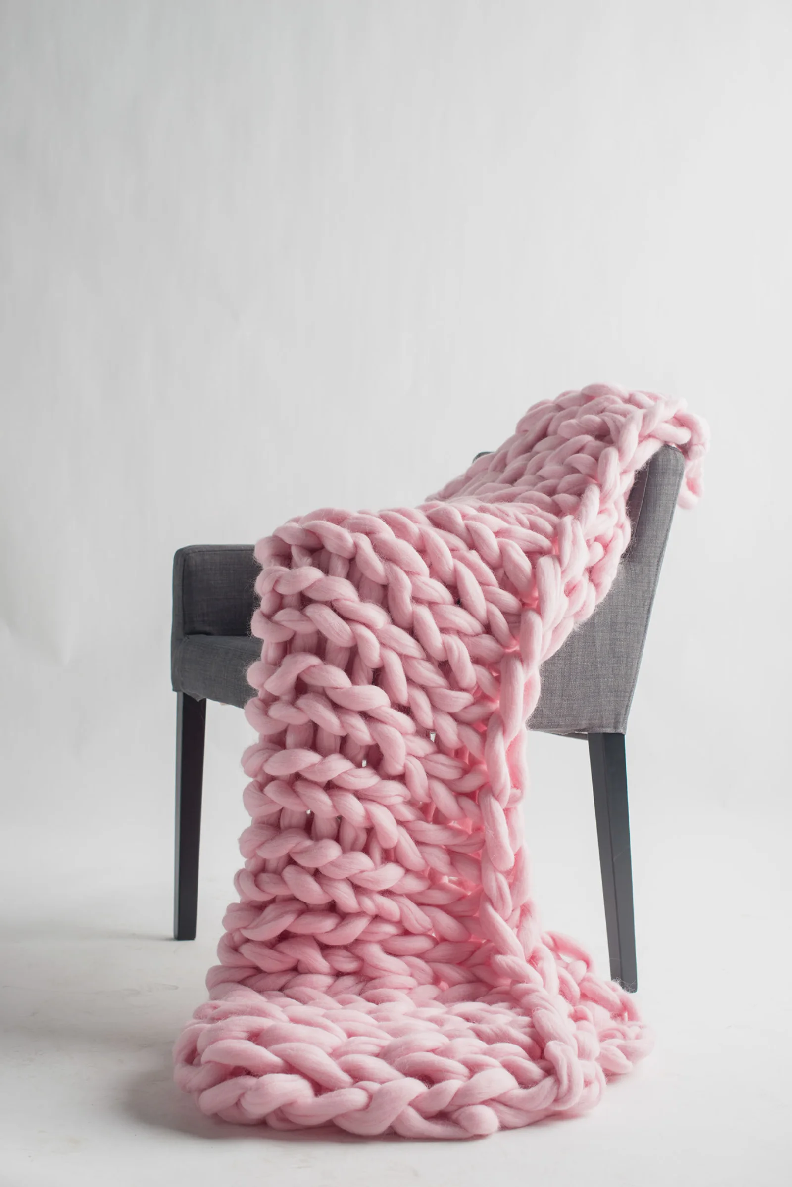Product photography — pink blanket chair — ORIA.FILMS